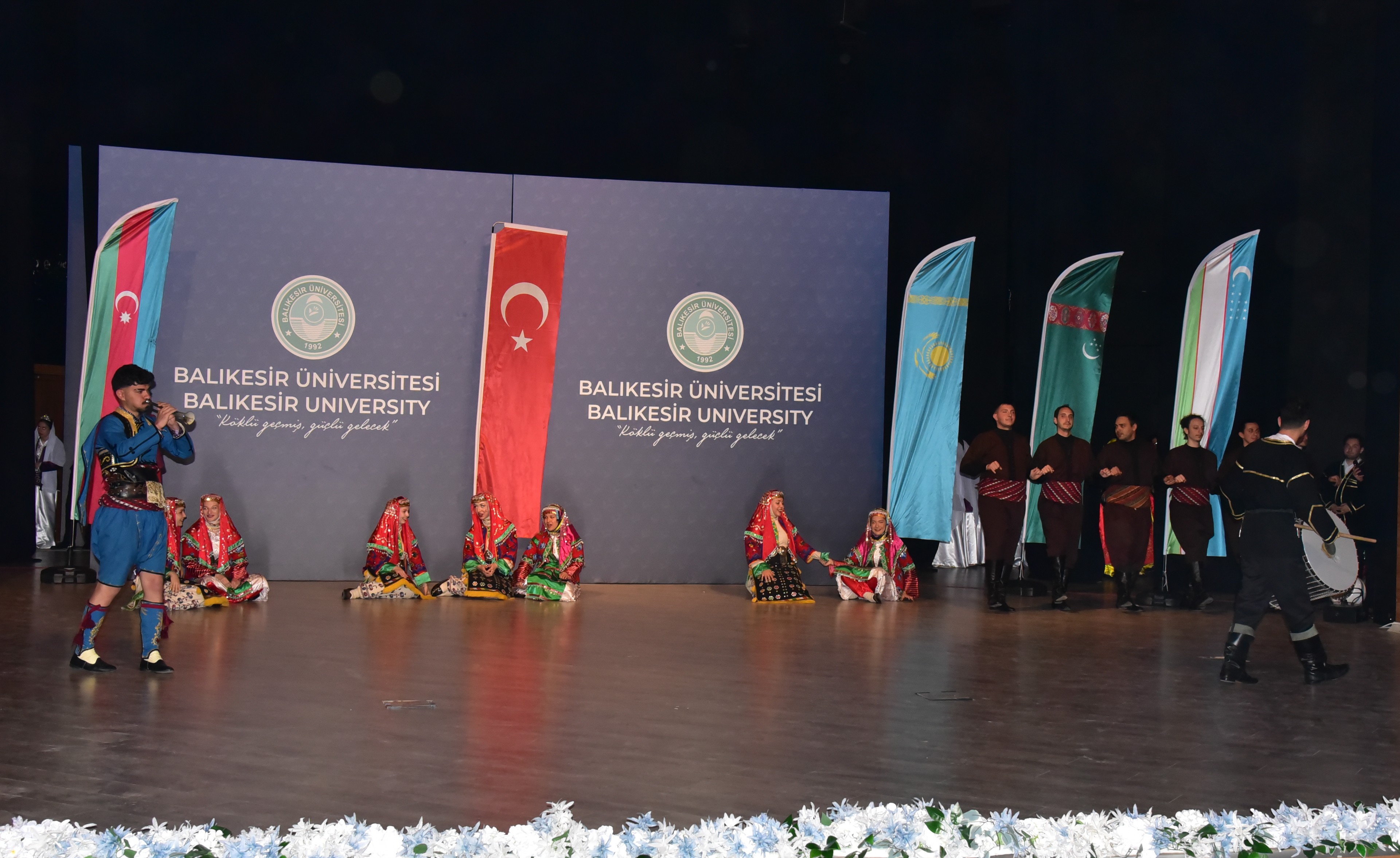 Türk Dünyasının Renkleri BAÜN’de Sahneye Taşındı 6