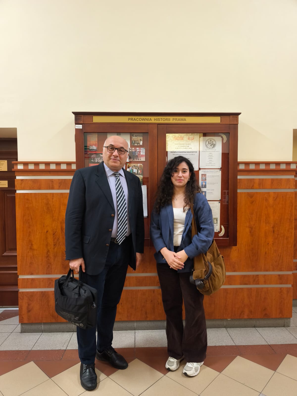 Fakültemiz Dekanı Prof. Dr. Mustafa Yasan Polonya Bialystok Üniversitesi Hukuk Fakültesinde Erasmus+ Ders Verme Hareketliliği Programı çerçevesinde akademik faaliyetler gerçekleştirdi  7