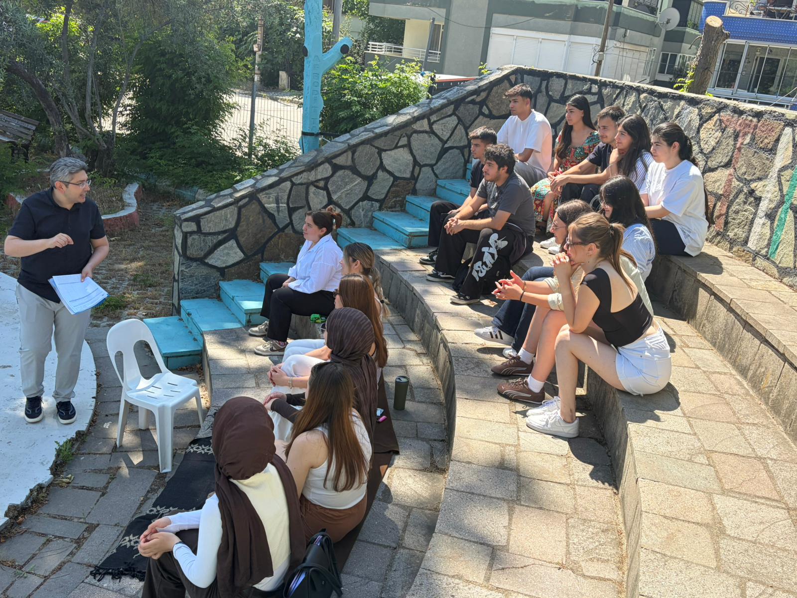 Kimya Teknolojisi Programı 2. Sınıf Öğrencileri ile Dönem Sonu Danışmanlık Toplantısı Gerçekleştirildi 3