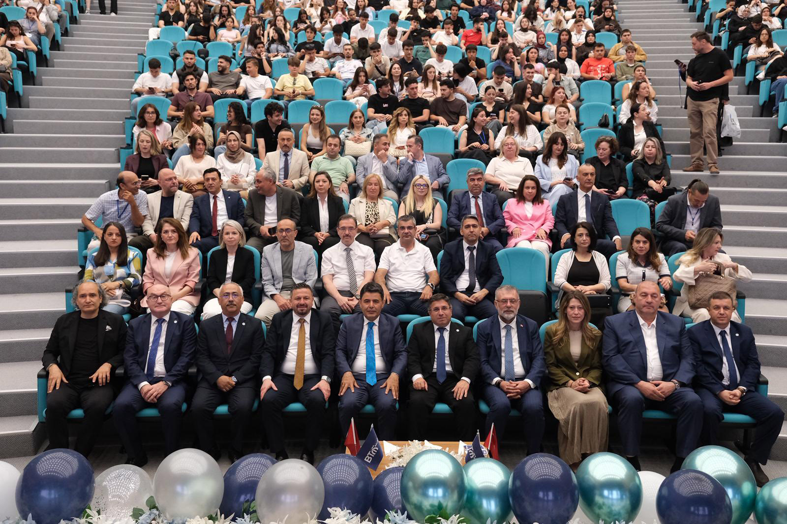 Ulaştırma ve Altyapı Bakan Yardımcısı Osman Boyraz, “Mesleki Eğitimde Güncel Yaklaşımlar Forumu”nda BAÜN’lü Öğrencilerle Buluştu 3
