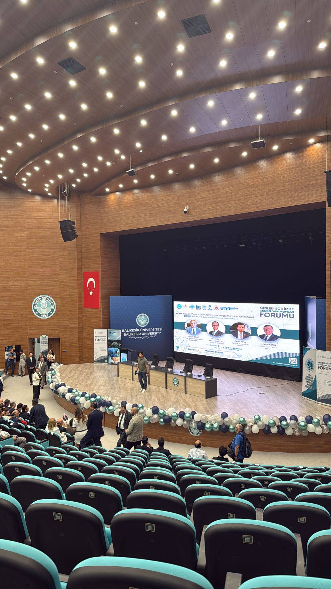 Active Participation from Our Vocational School in the Forum on Contemporary Approaches in Vocational Education 4