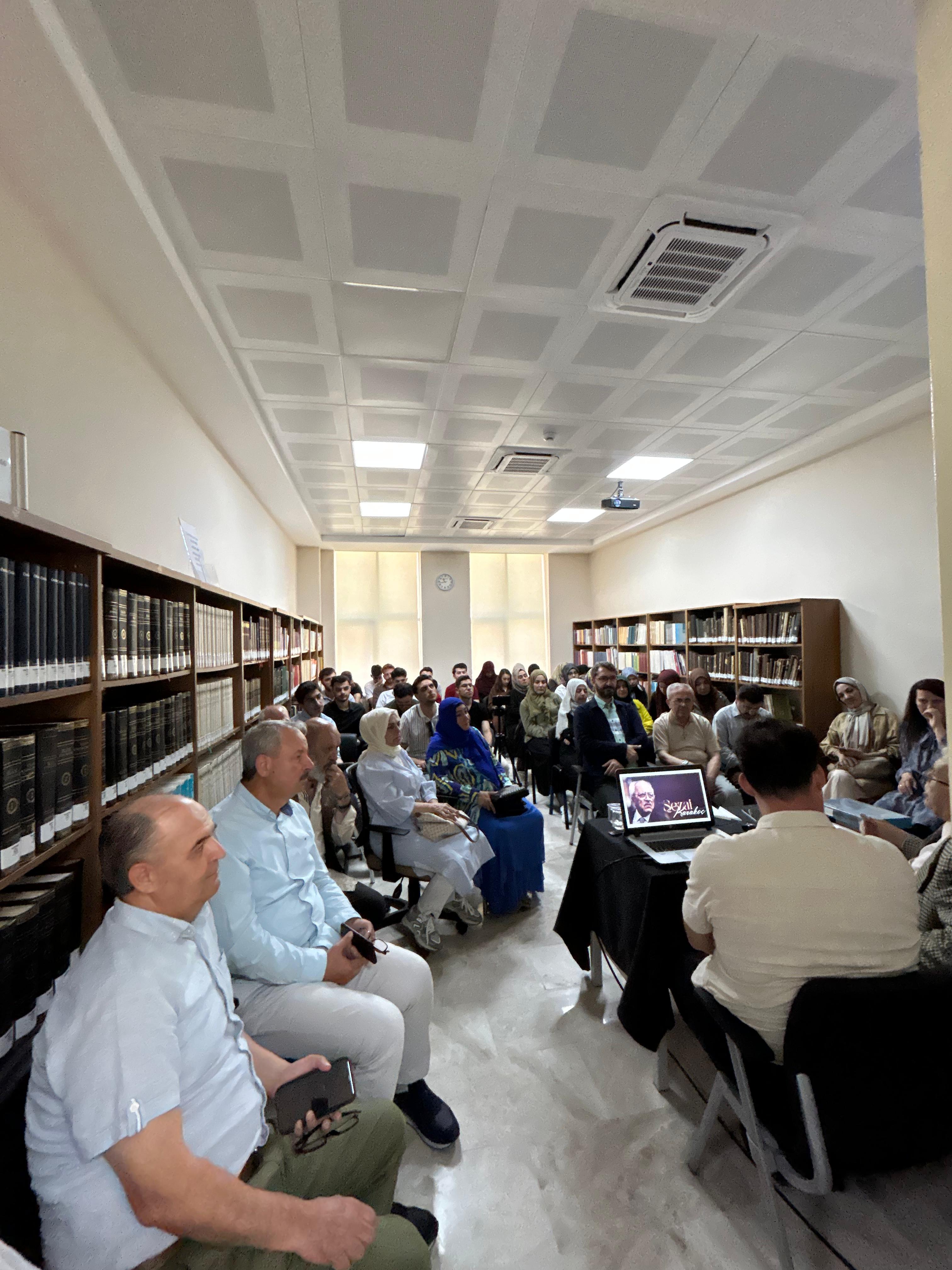 FAKÜLTEMİZDE ÜSTAD SEZAİ KARAKOÇ'U ANDIK 3