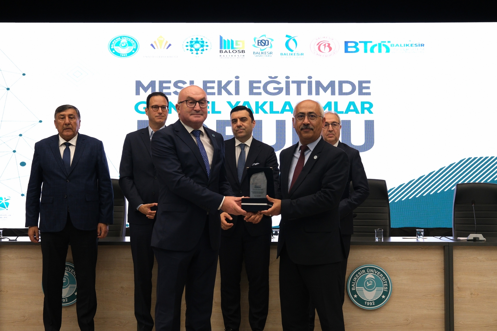 Mesleki Eğitimde Üniversite-Sanayi İş Birliği BAÜN’de Masaya Yatırıldı 7