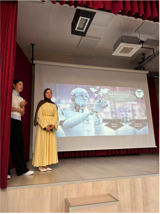 İvrindi SHMYO Öğrencilerinden Dijital Sağlık Uygulamaları Etkinliği