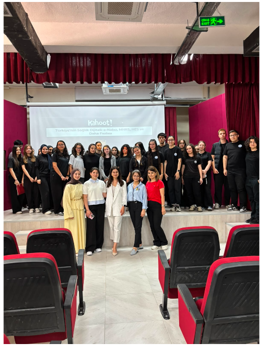 İvrindi SHMYO Öğrencilerinden Dijital Sağlık Uygulamaları Etkinliği 1