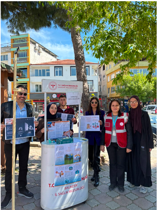 İvrindi SHMYO Öğrencilerinden Astım Farkındalığı Standına Destek