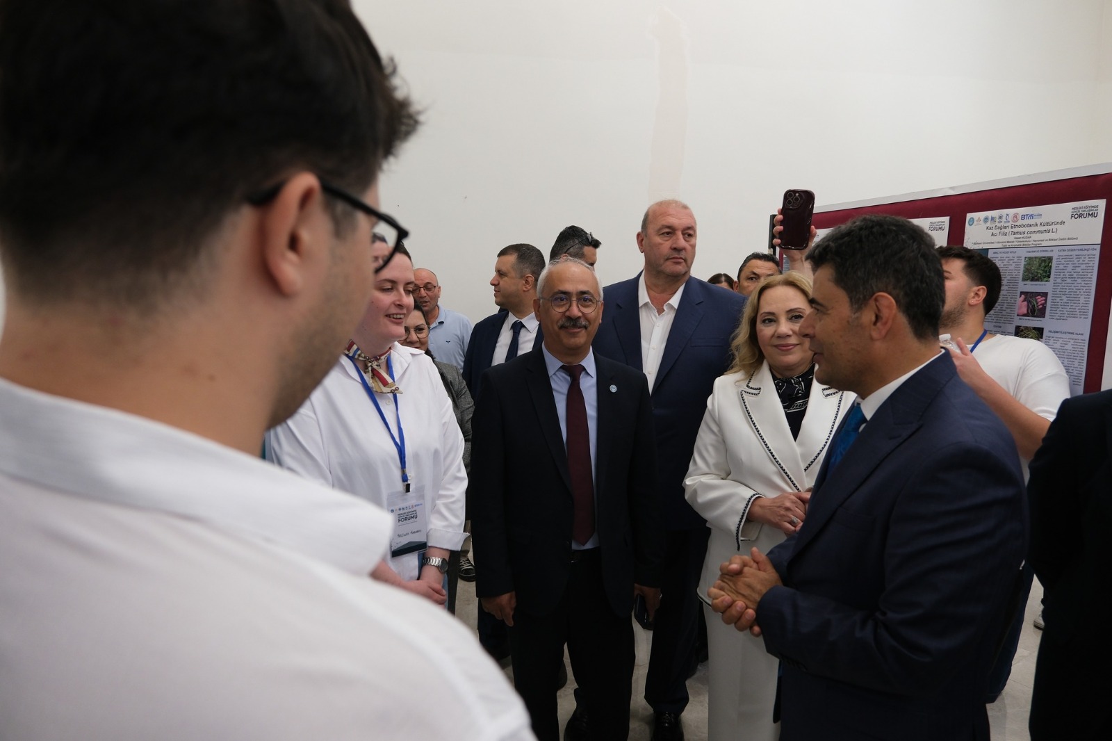 Balıkesir MYO ve Balıkesir TTO İş Birliğinde Düzenlenen “Mesleki Eğitimde Güncel Yaklaşımlar Forumu” Kapsamında Öğrenci Poster Sunumları Gezildi 5