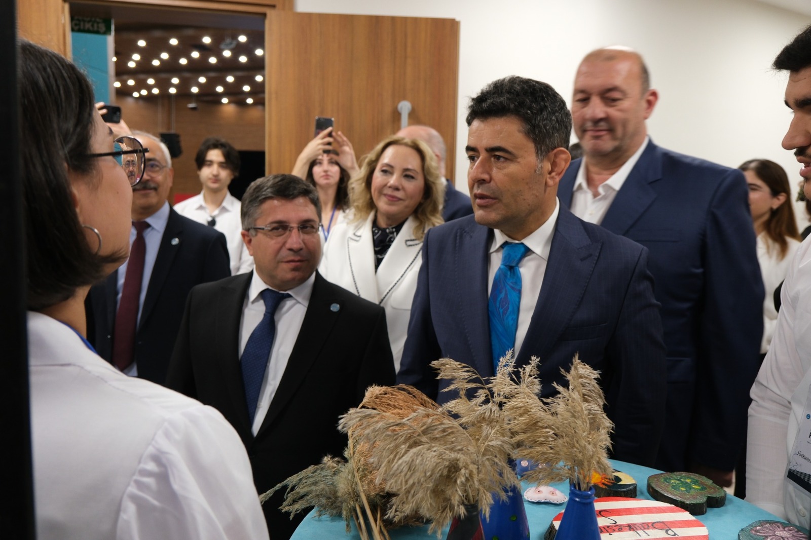 Balıkesir MYO ve Balıkesir TTO İş Birliğinde Düzenlenen “Mesleki Eğitimde Güncel Yaklaşımlar Forumu” Kapsamında Öğrenci Poster Sunumları Gezildi 6