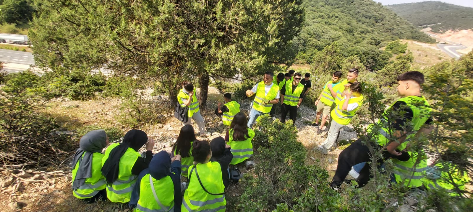 Ormancılık Bölümü Öğrencilerinden Dursunbey Ormanlarında Uygulamalı Eğitim 3