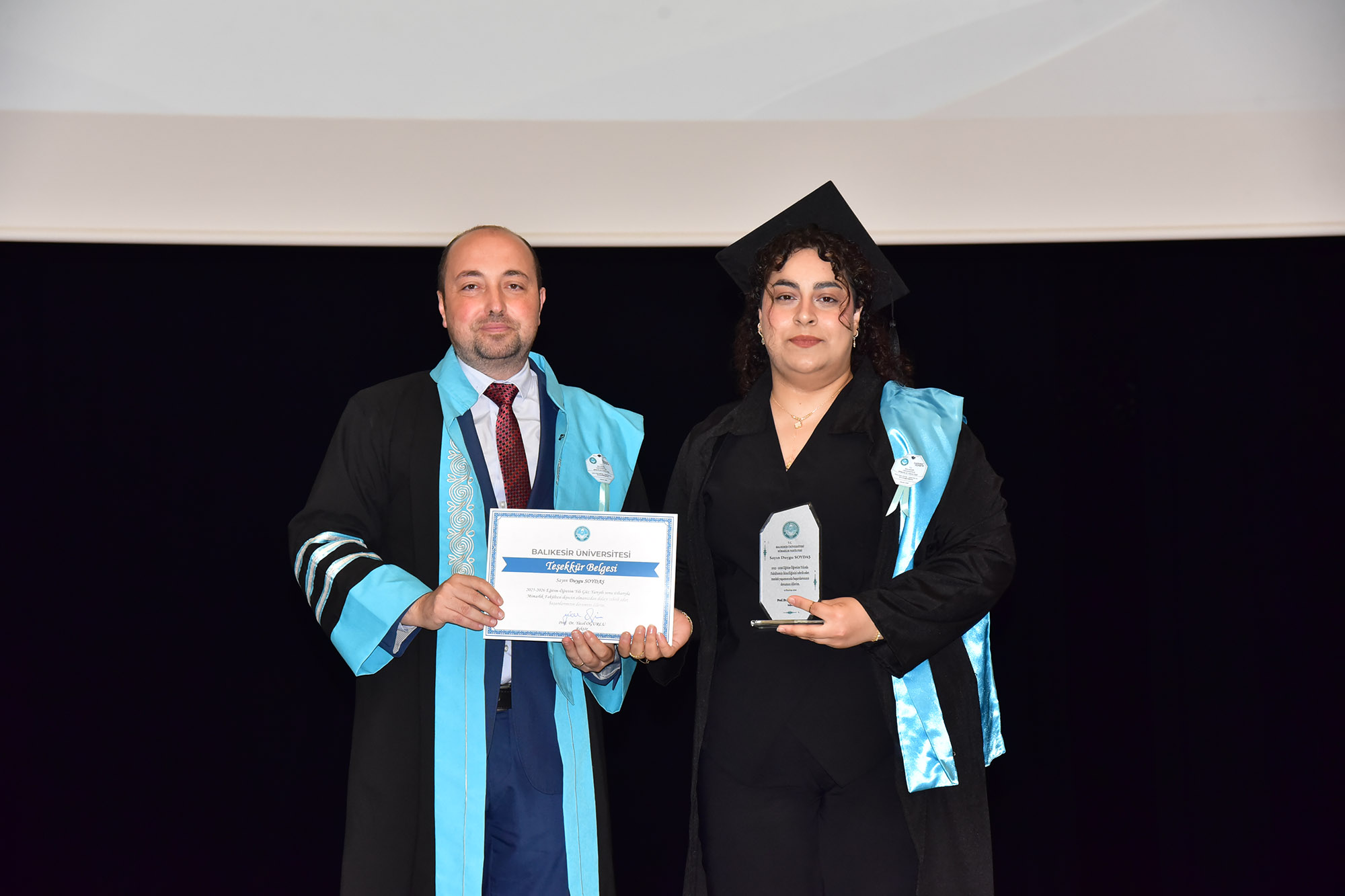 BAÜN Mimarlık Fakültesinde Mezuniyet Mutluluğu 11