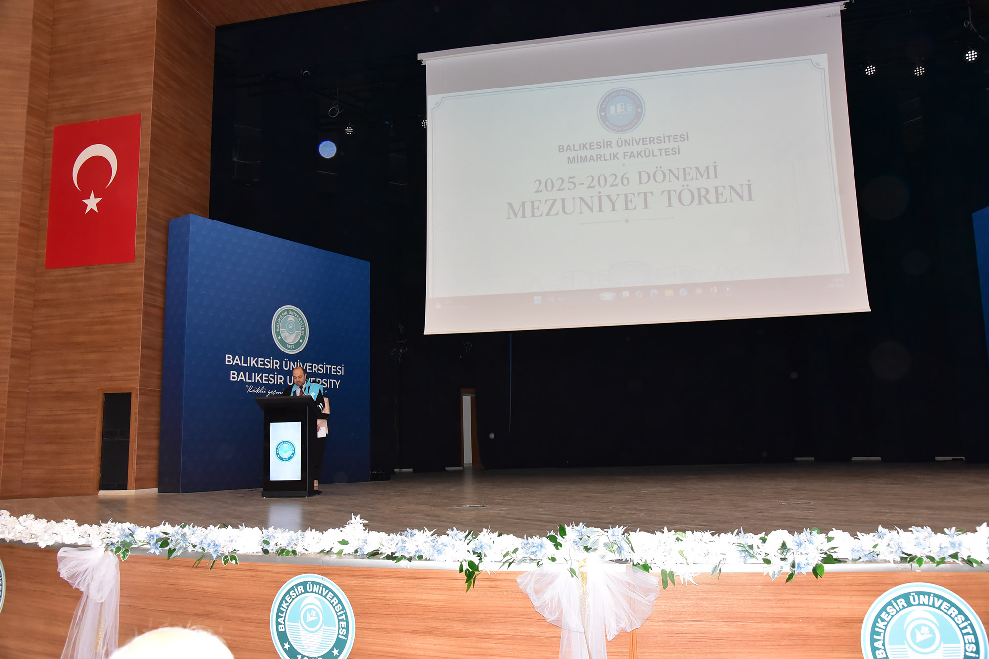 BAÜN Mimarlık Fakültesinde Mezuniyet Mutluluğu 9