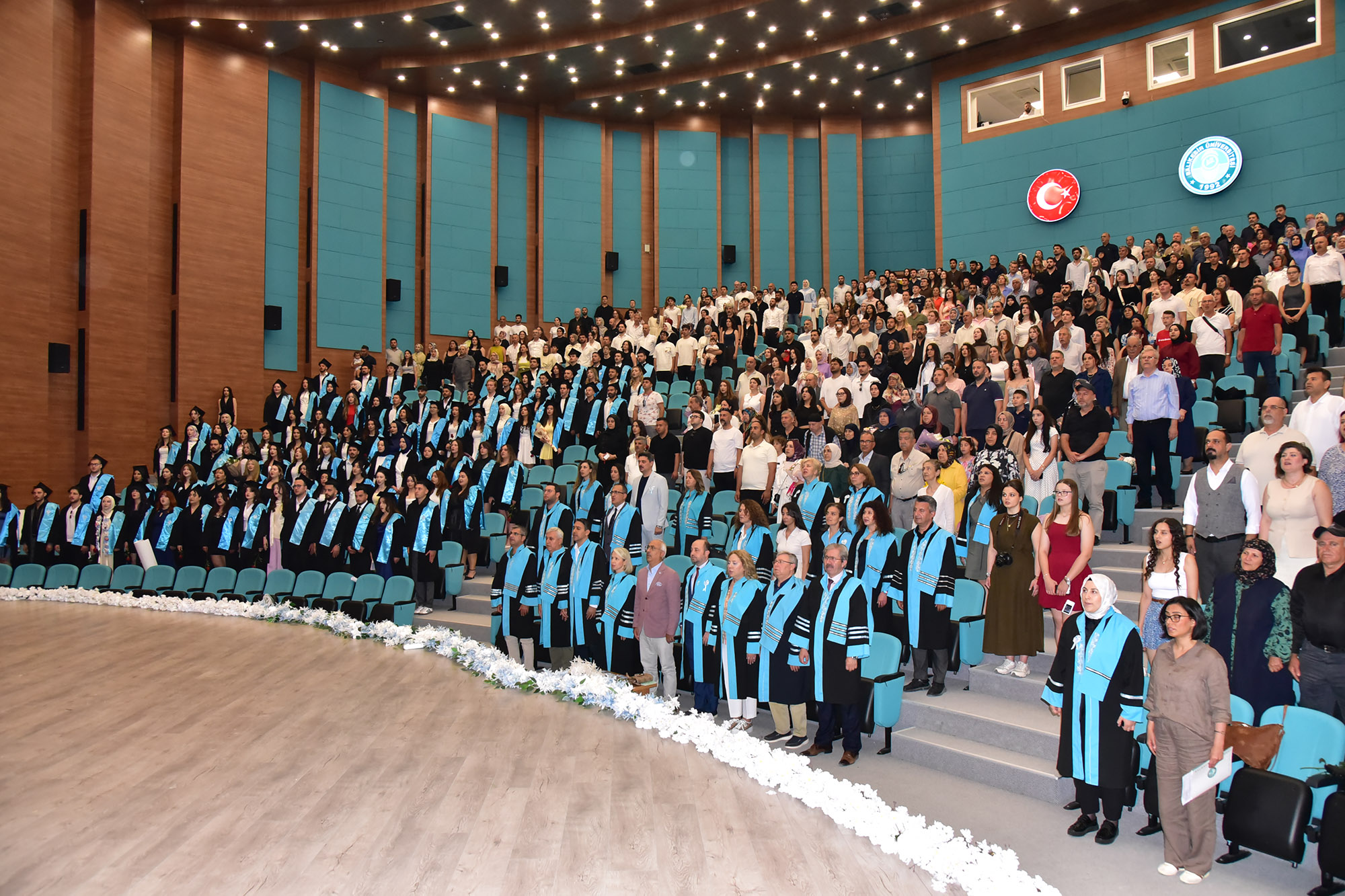 BAÜN Mimarlık Fakültesinde Mezuniyet Mutluluğu 6