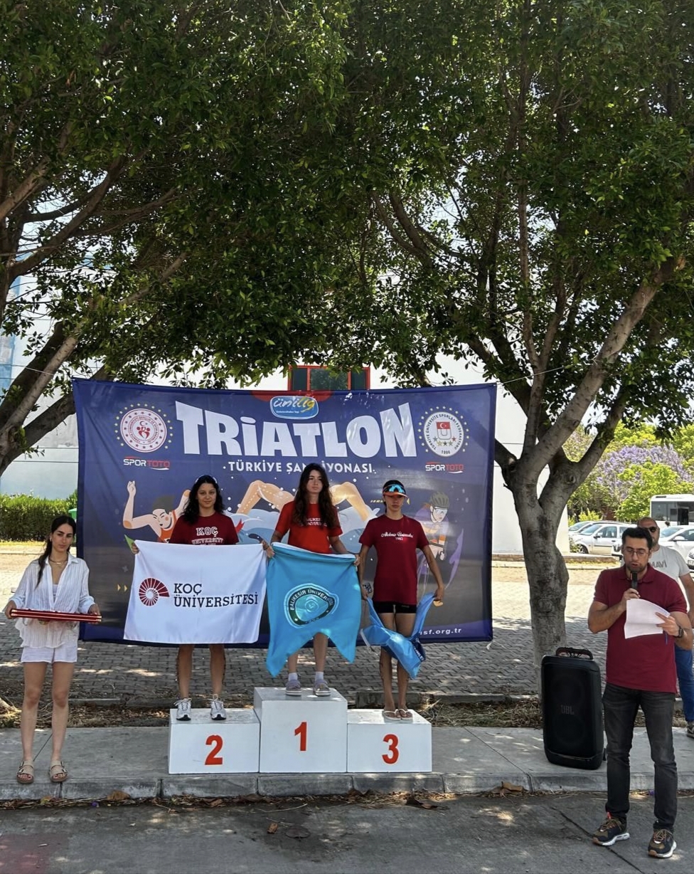 Balıkesir Üniversitesi Triatlon Takımlarından Türkiye İkinciliği Başarısı 4