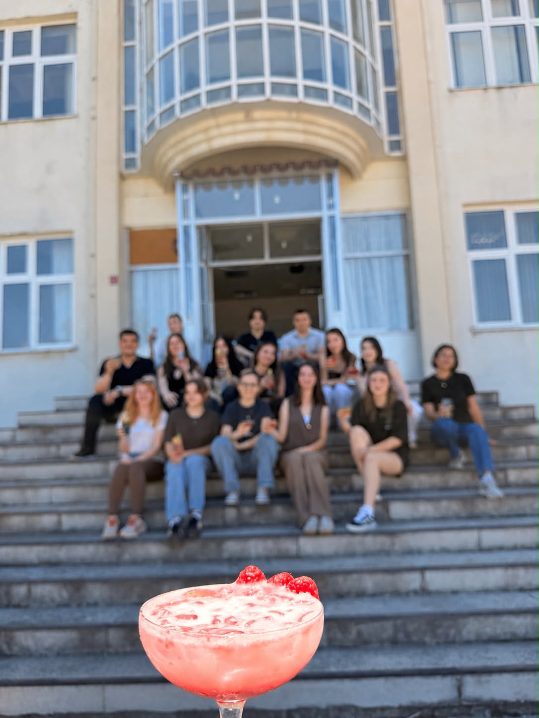 Turizm ve Otel İşletmeciliği Öğrencilerinden Yaratıcı Mocktail Uygulaması 4