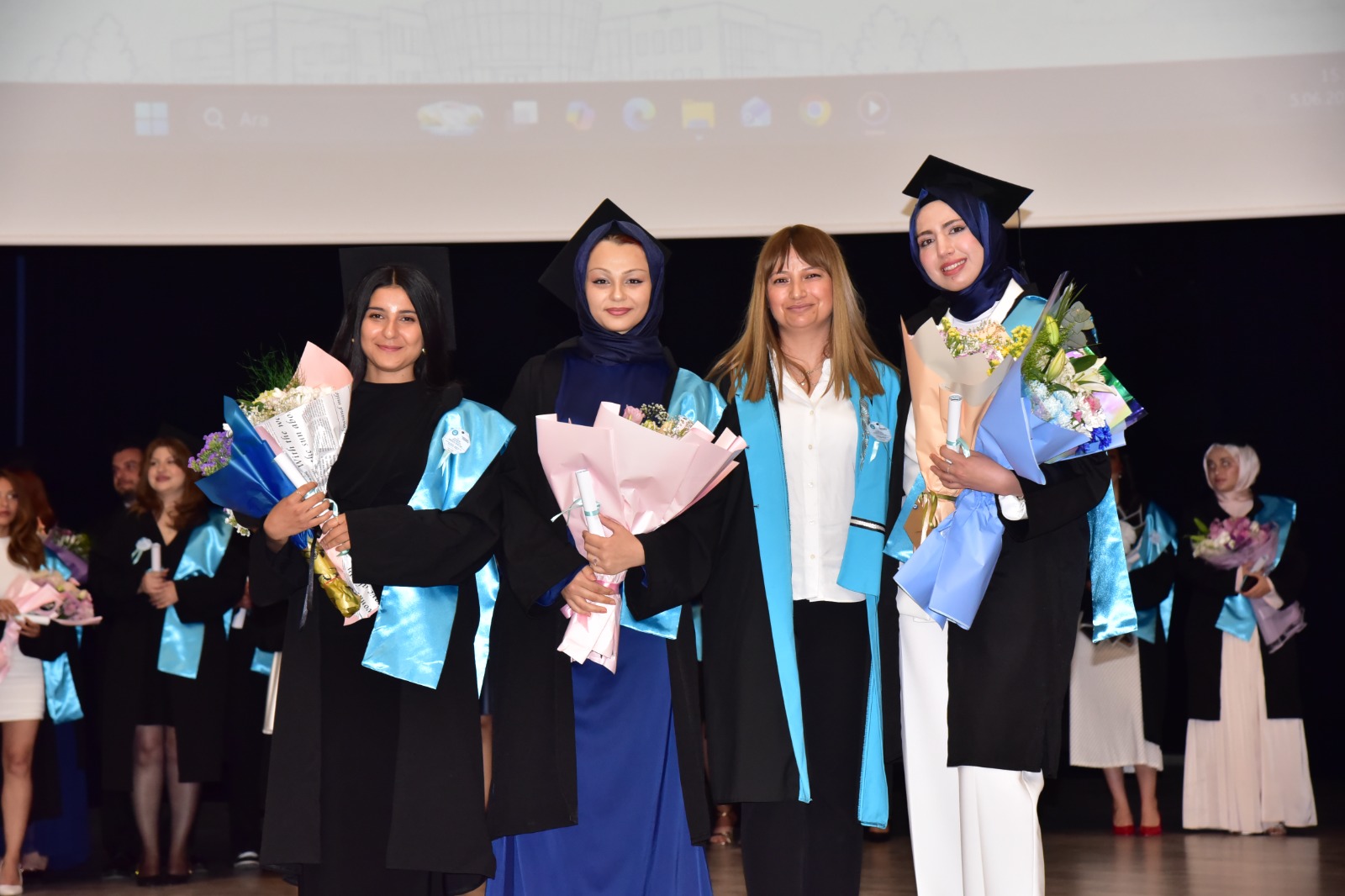 Balıkesir Üniversitesi Mimarlık Fakültesi 2026 yılı Mezuniyet Törenimizi büyük bir gurur ve coşkuyla gerçekleştirdik. 26
