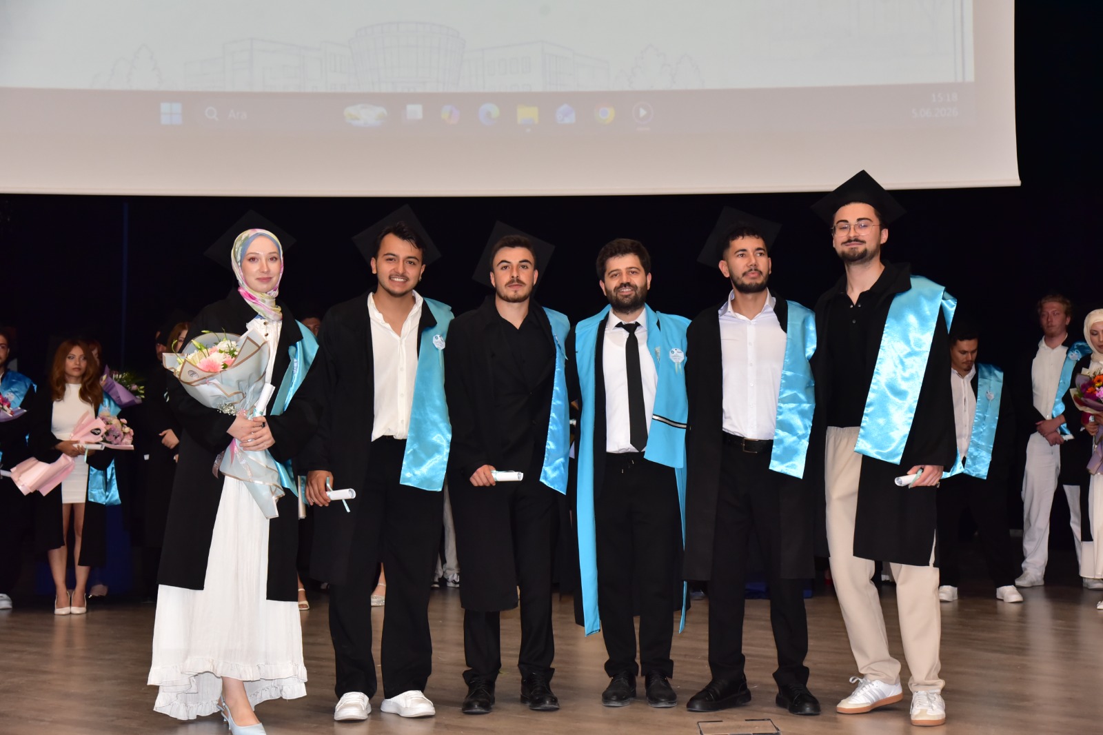 Balıkesir Üniversitesi Mimarlık Fakültesi 2026 yılı Mezuniyet Törenimizi büyük bir gurur ve coşkuyla gerçekleştirdik. 29