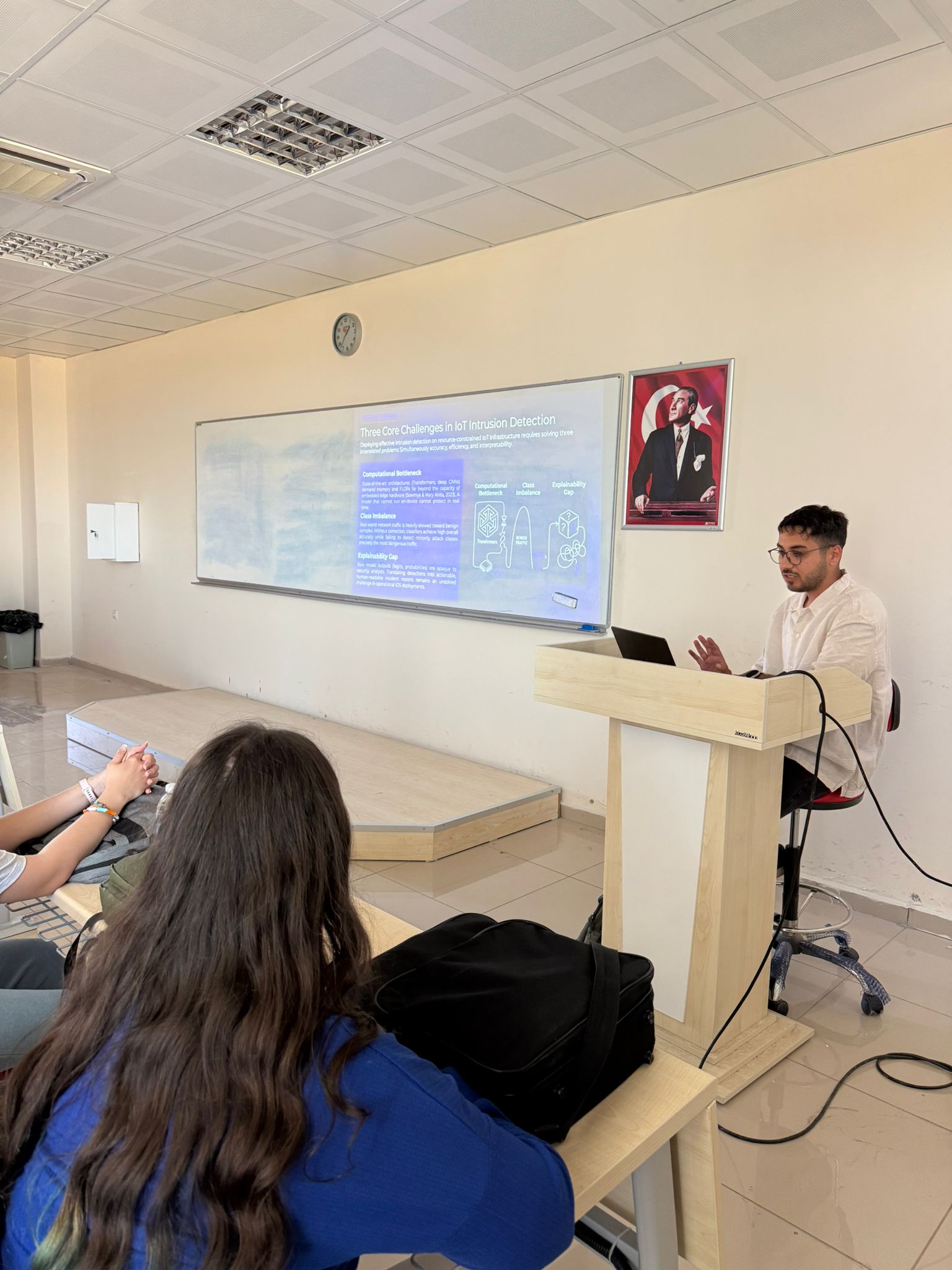 Yapay Zeka Destekli IoT Güvenliği Üzerine Seminer 2