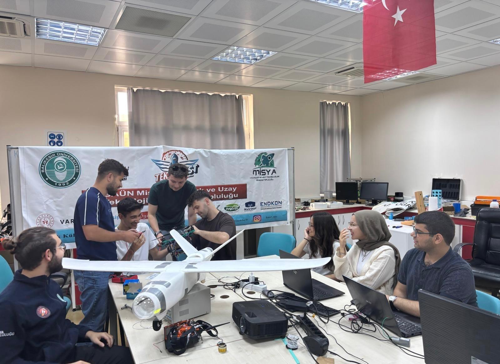 BAÜN’lü Genç Mühendis Adaylarının İHA Projesine TÜBİTAK Desteği 2