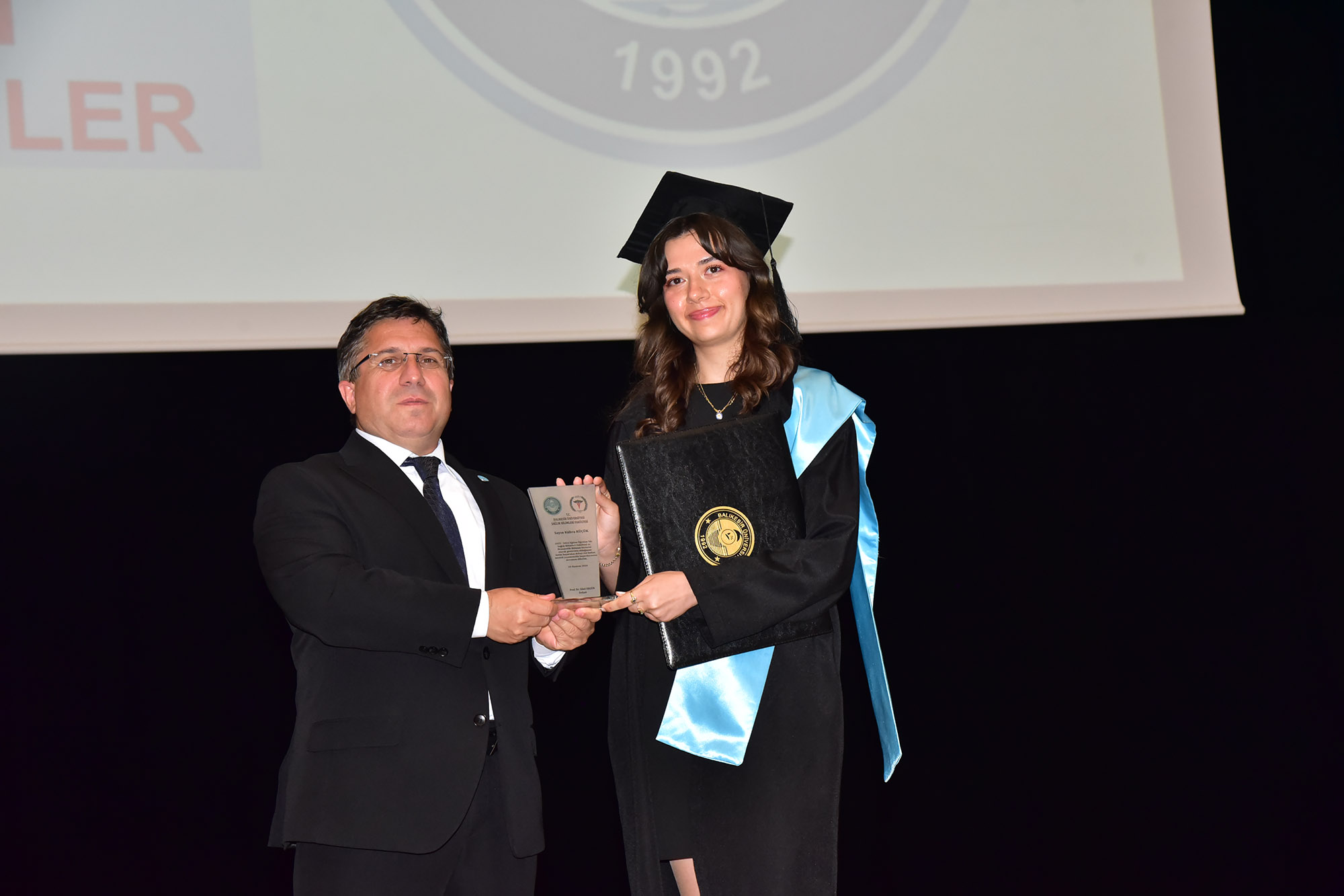 BAÜN Sağlık Bilimleri Fakültesinde Mezuniyet Coşkusu 7