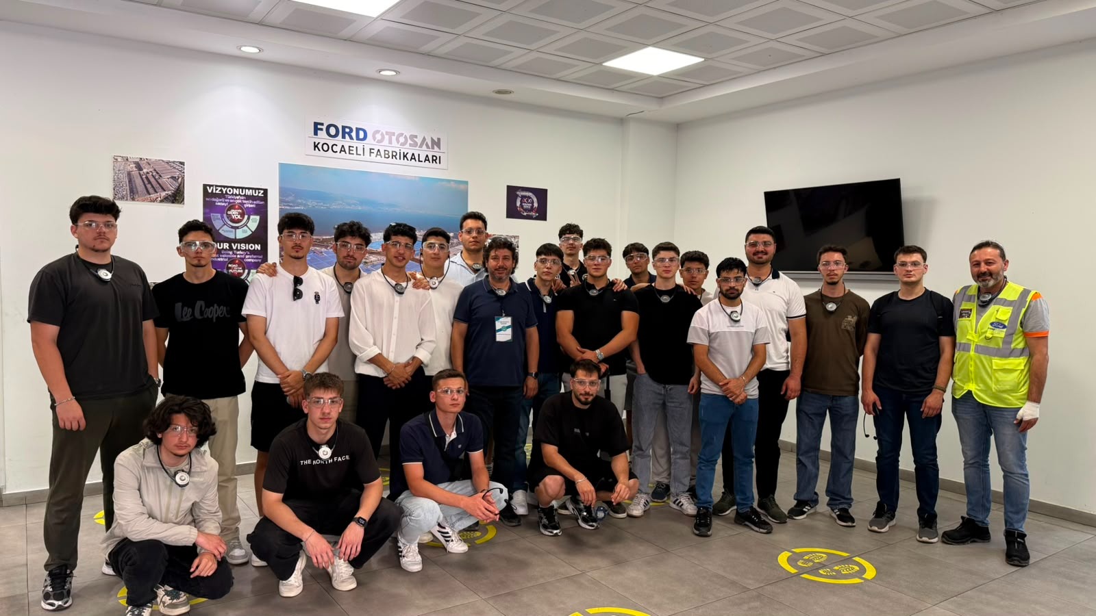Otomotiv Teknolojisi Programı Öğrencileri, FORD OTOSAN GÖLCÜK FABRİKASI’na Teknik Gezi Gerçekleştirdi 2
