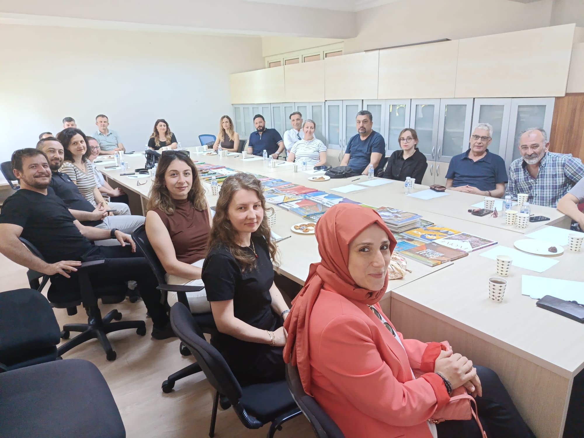 Yabancı Diller Yüksekokulu Akademik Kurul Toplantısı Gerçekleştirildi