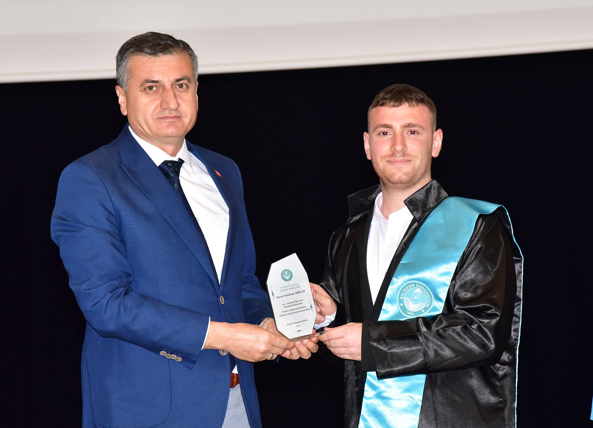 BAÜN Hukuk Fakültesinde Mezuniyet Gururu 7