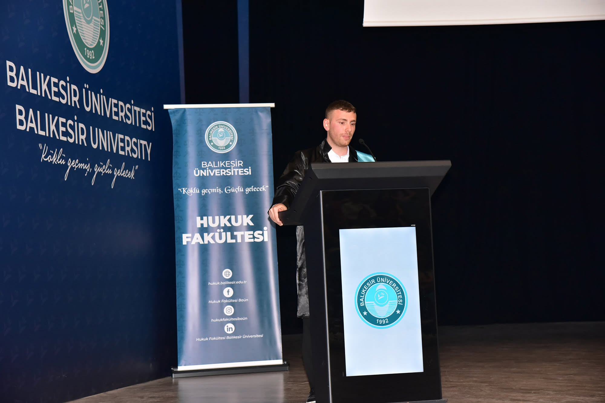 BAÜN Hukuk Fakültesinde Mezuniyet Gururu 4