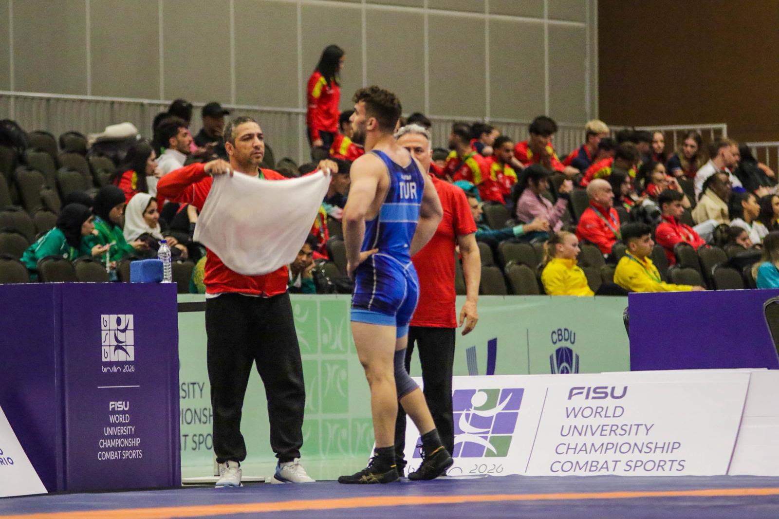 BAÜN lü Sporculardan Dünya Şampiyonasında Çifte Gurur Yusuf Eren Akkaya Dünya Şampiyonu Servet Angı Dünya İkincisi 5