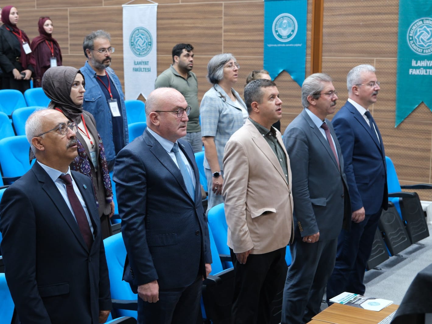 FAKÜLTEMİZDE II. ULUSLARARASI İLAHİYAT ARAŞTIRMALARI ÖĞRENCİ SEMPOZYUMU YAPILDI 10