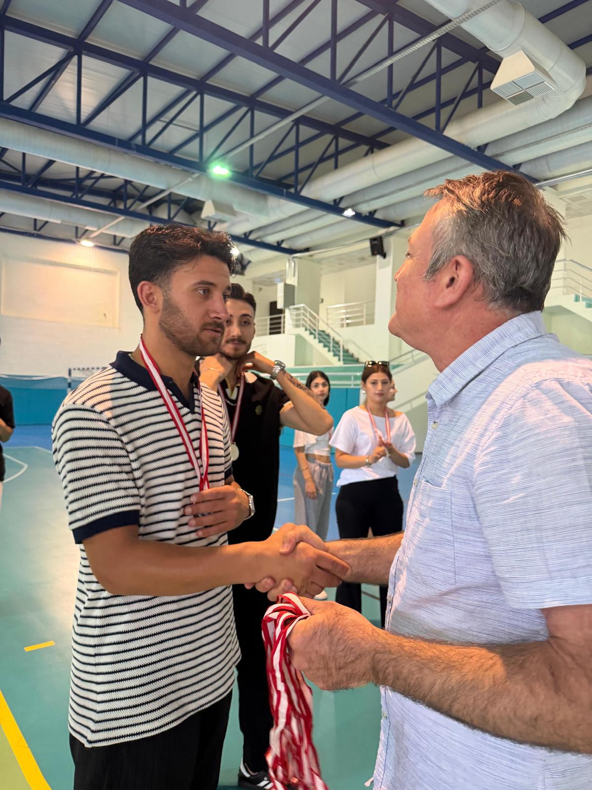 SPOR BİLİMLERİ FAKÜLTESİ VOLEYBOL TURNUVASI 5