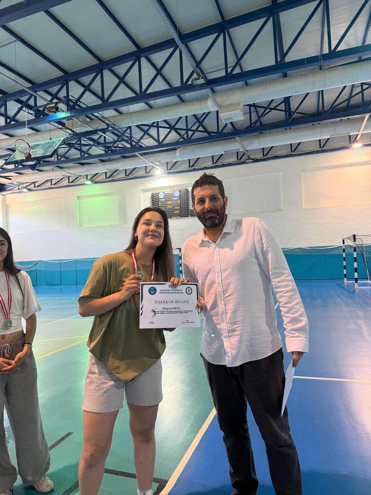 SPOR BİLİMLERİ FAKÜLTESİ VOLEYBOL TURNUVASI 4