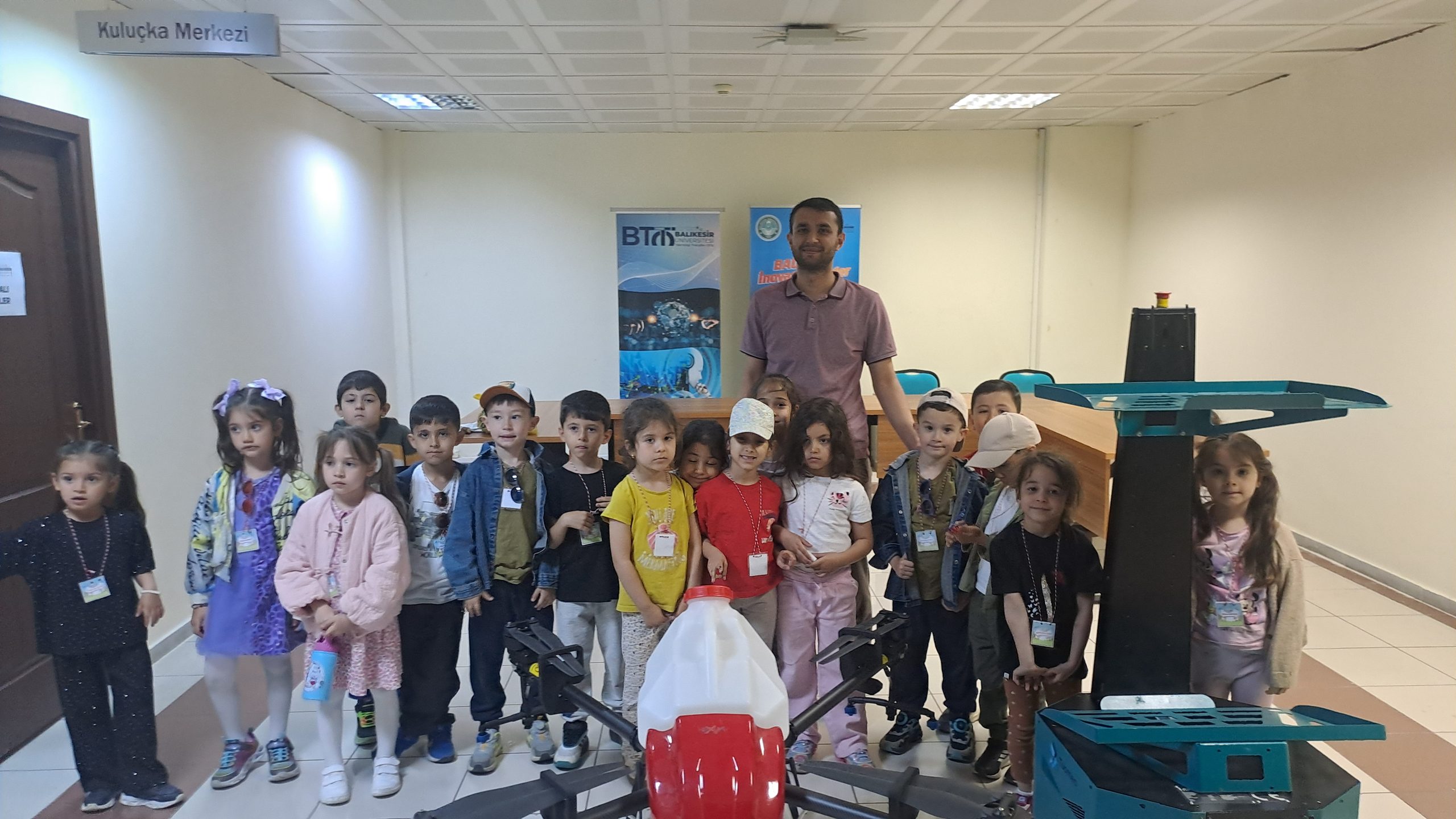 Balıkesir Üniversitesinde "Minikler Kampüste: Bilim ve Doğanın İzinde" Etkinliği Gerçekleştirildi 9