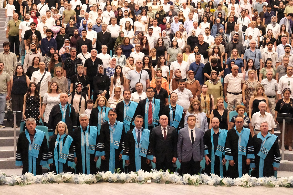BAÜN Mühendislik Fakültesinde Mezuniyet Mutluluğu 2