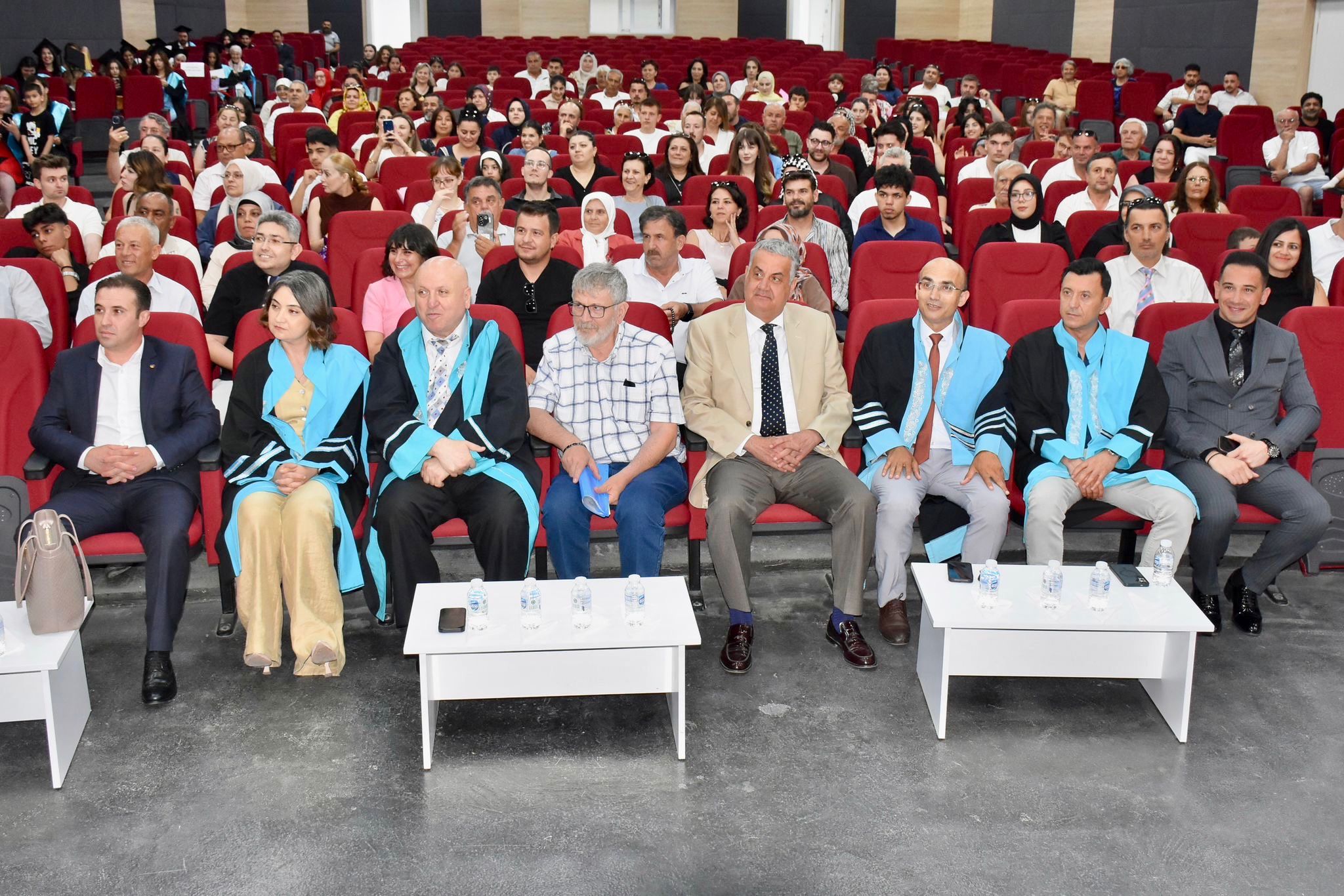 Yüksekokulumuzda Mezuniyet Coşkusu 18