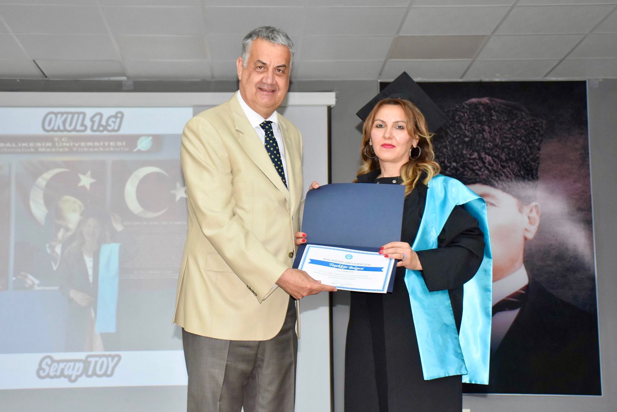 Yüksekokulumuzda Mezuniyet Coşkusu 5