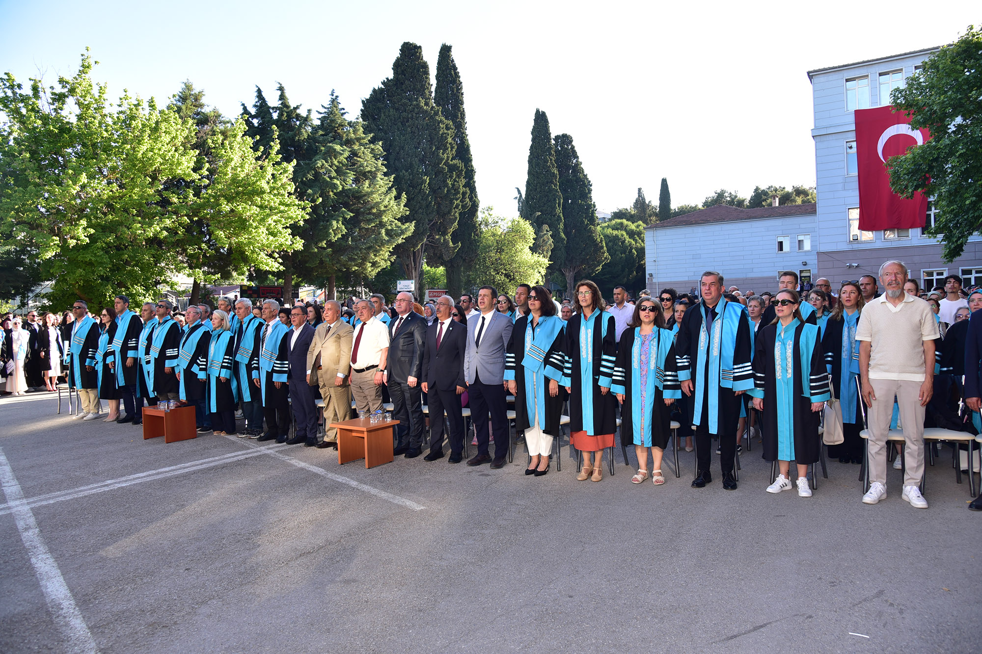 BAÜN Necatibey Eğitim Fakültesinde Mezuniyet Coşkusu 5