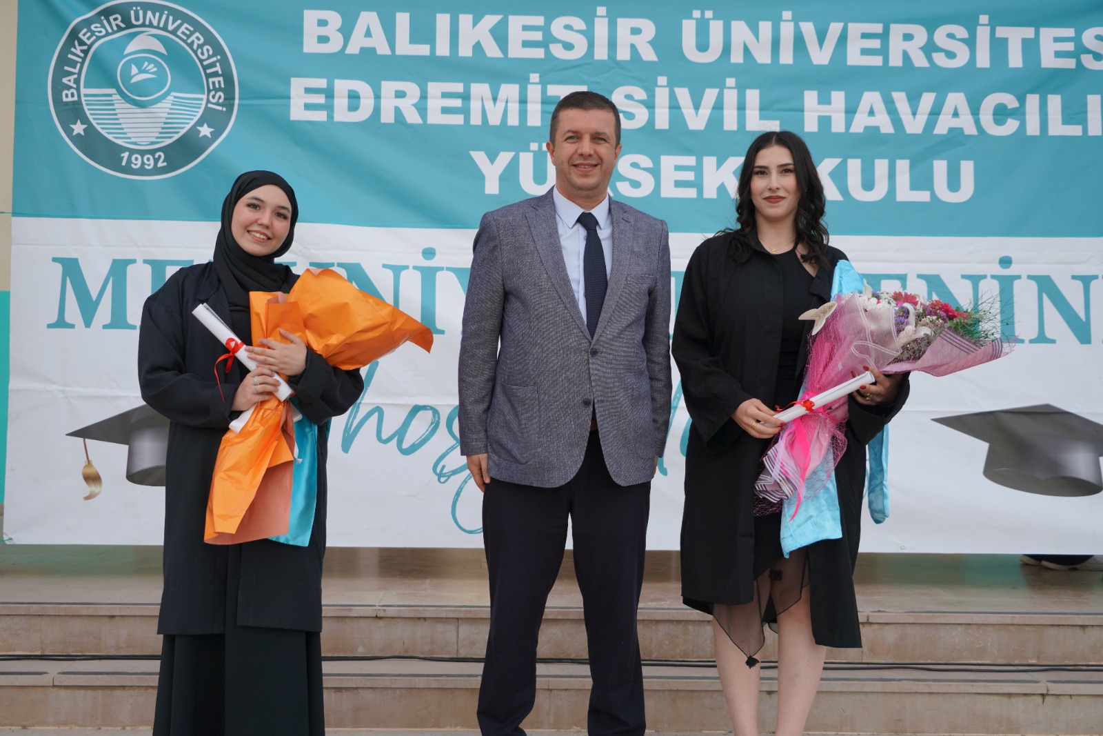 BAÜN Edremit Sivil Havacılık Yüksekokulunda Mezuniyet Coşkusu 11