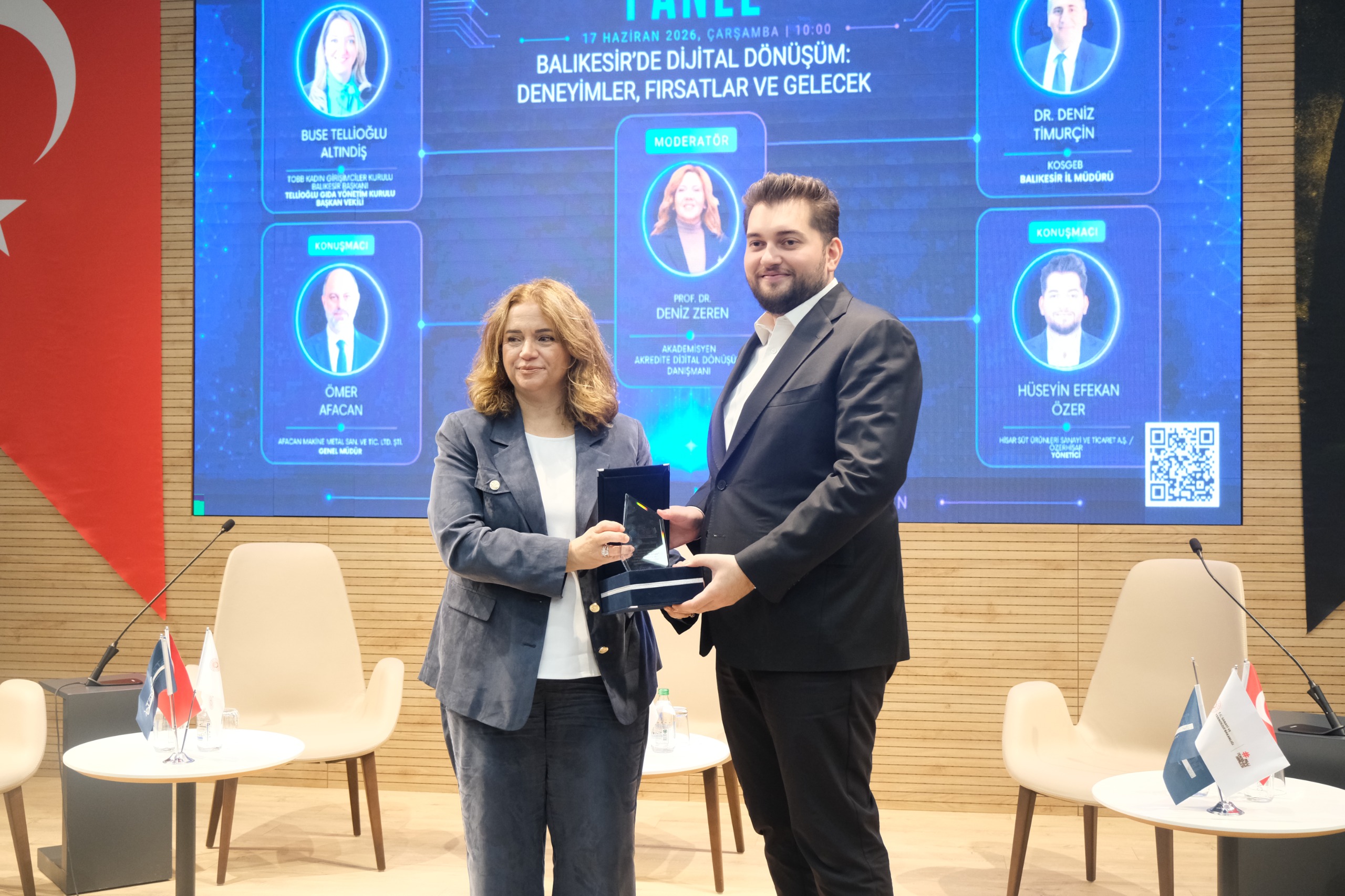 Balıkesir'de Dijital Dönüşüm Rüzgârı Esti: BAÜN Teknokent Öncülüğünde Kapsamlı Program 12