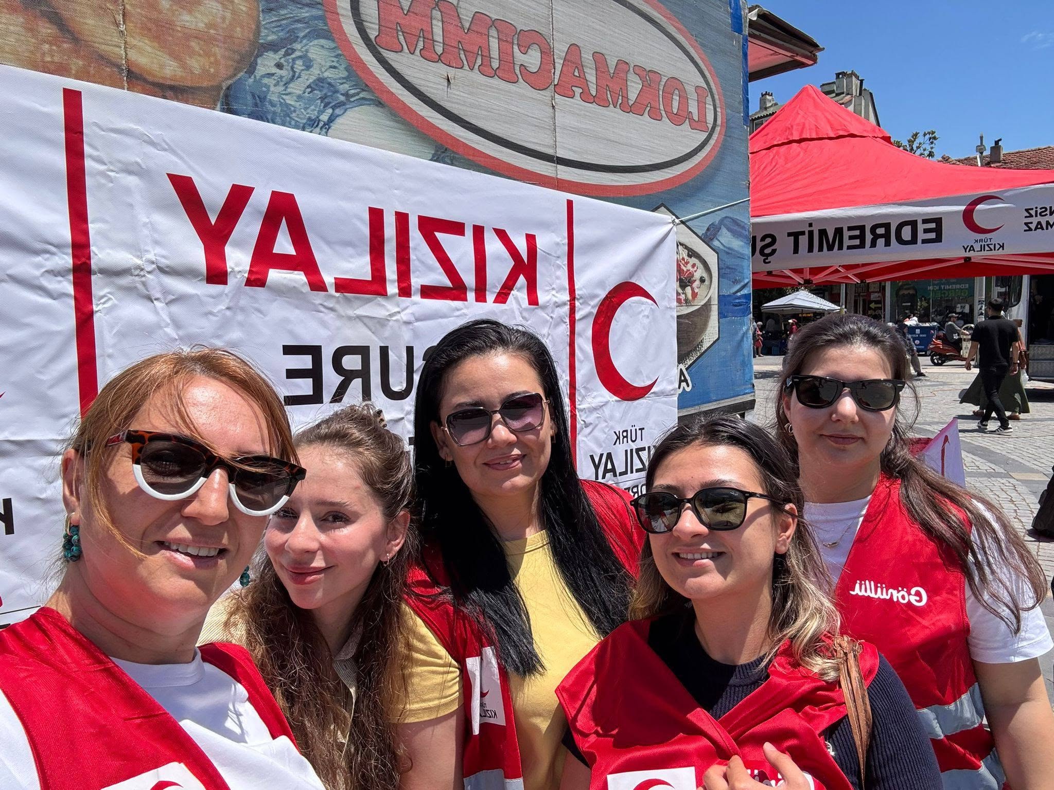 Meaningful Volunteering Activity with Kızılay by Edremit Vocational School Students 7