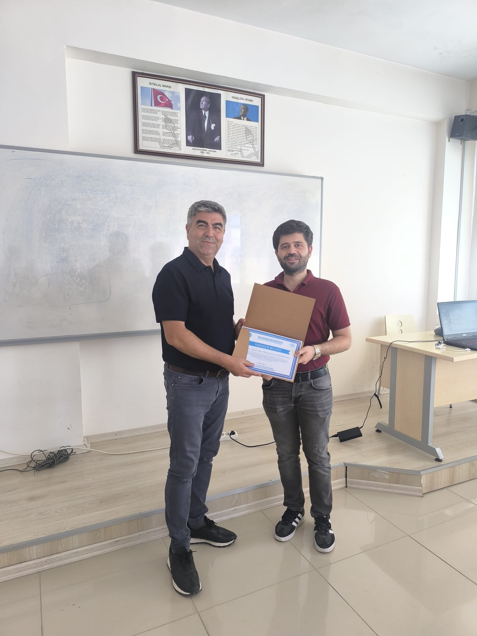  İklim Dostu Yapılar Semineri gerçekleştirildi. 3