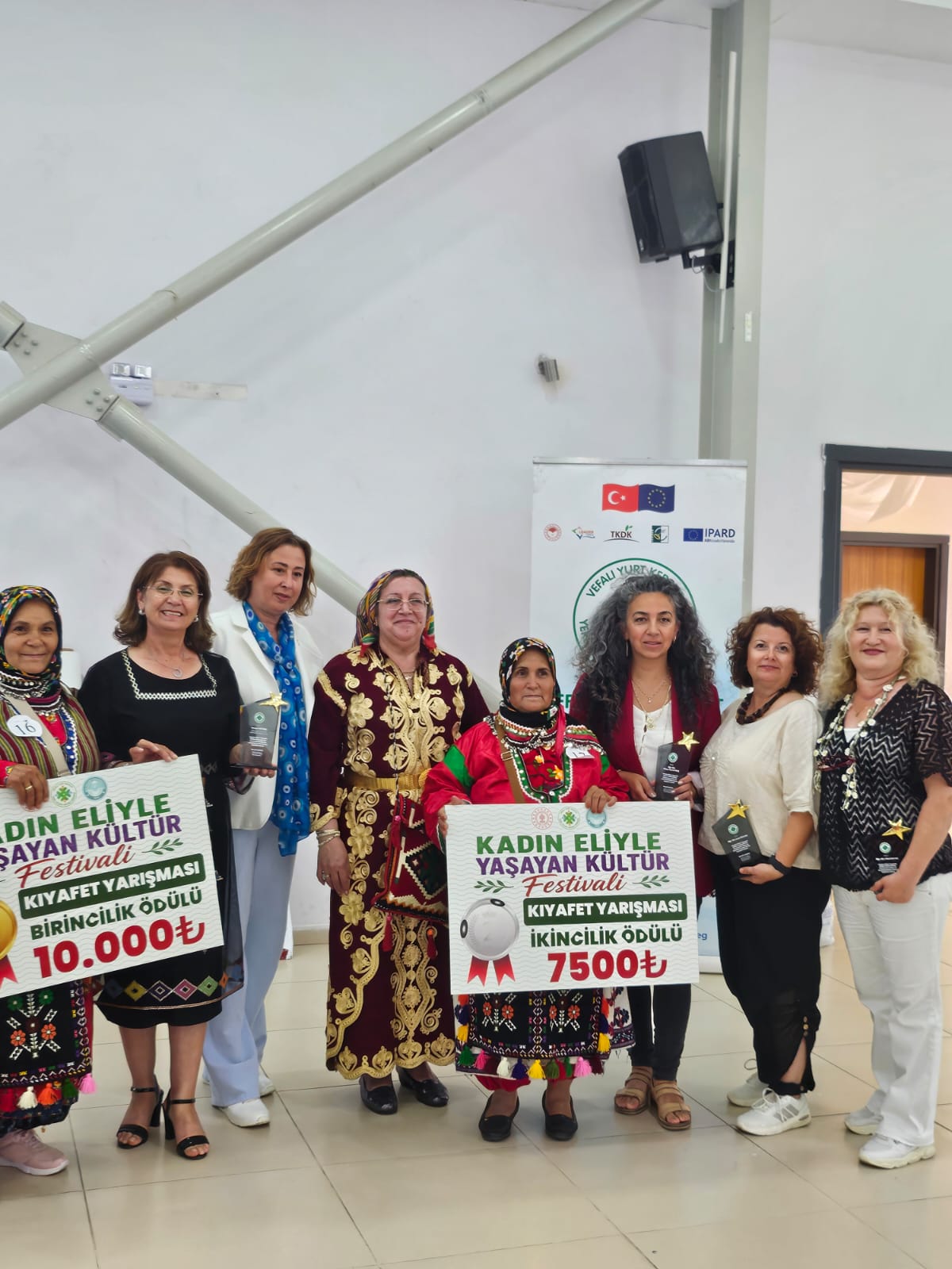 BALIKESİR MYO ÖĞRETİM ELEMANLARINDAN KÜLTÜR FESTİVALİNE DESTEK 4