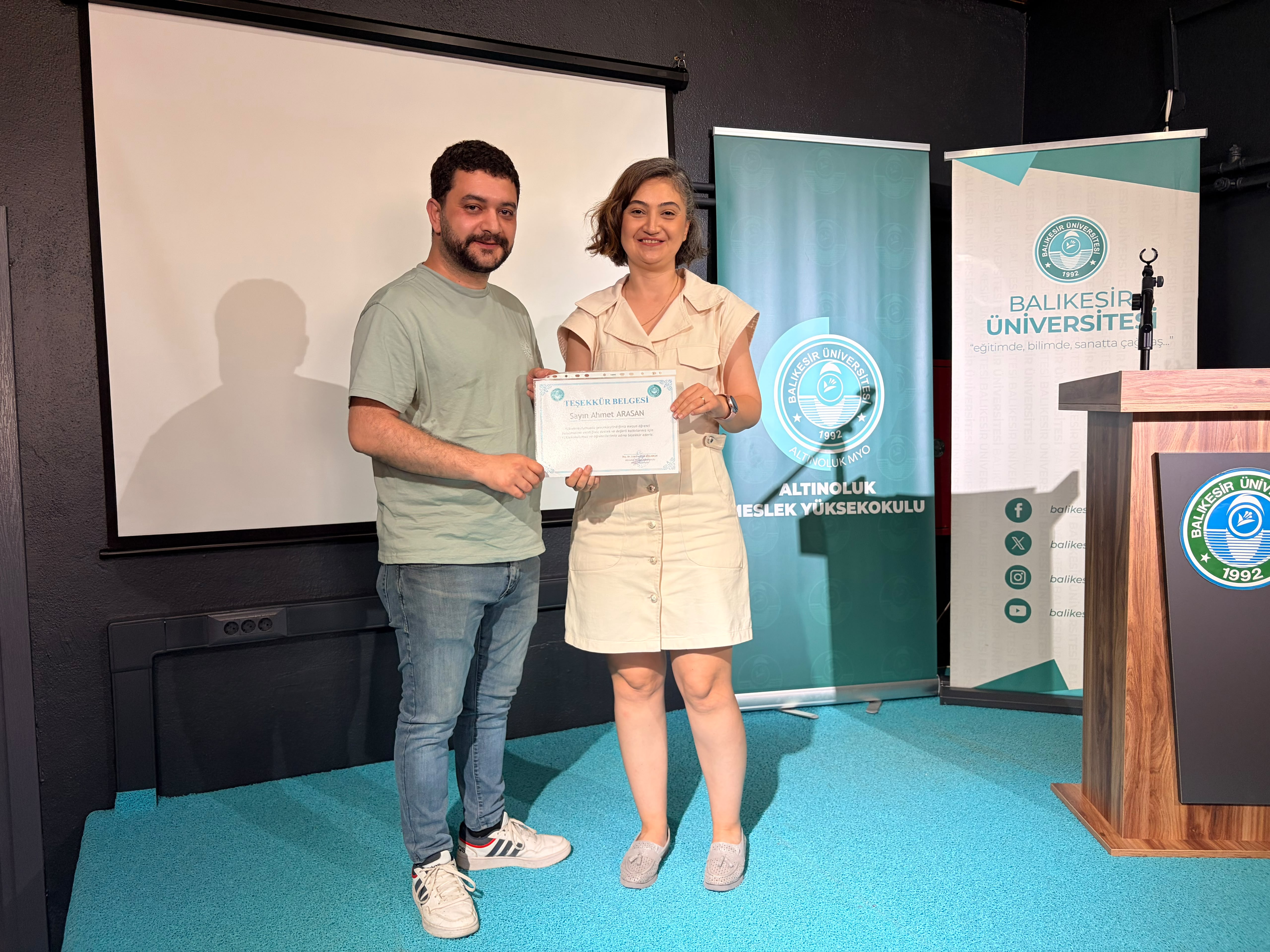 Kimya Teknolojisi Programında Mezun Öğrenci Buluşması Gerçekleştirildi