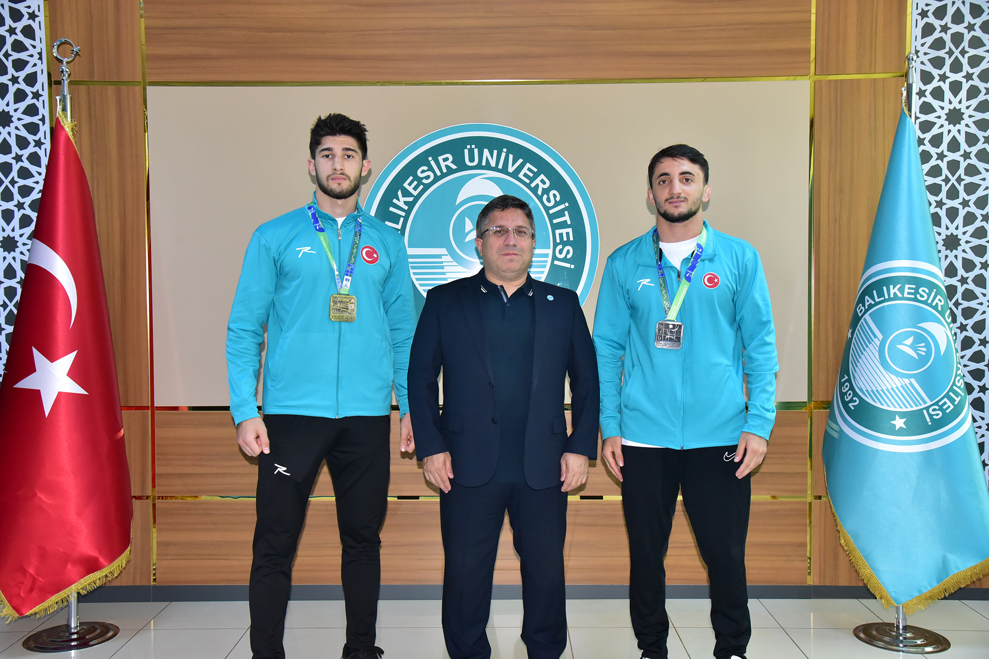BAÜN’lü Dünya Şampiyonlarından Rektör Oğurlu’ya Ziyaret 2