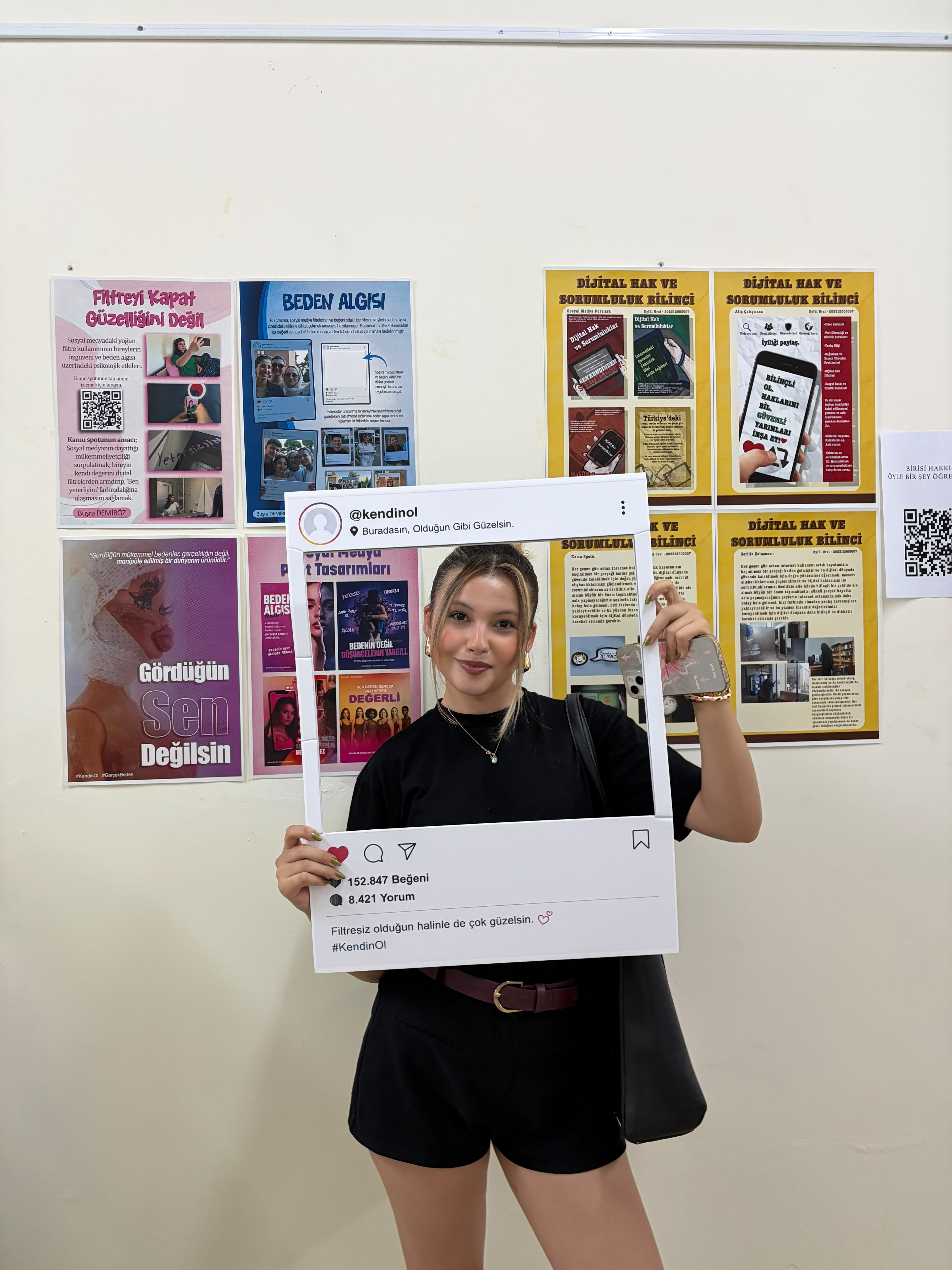 The "Social Awareness" Graphic Design Project Exhibition, prepared by our students under the supervision of Assoc. Prof. Dr. Öznur Işır, met with visitors. 4