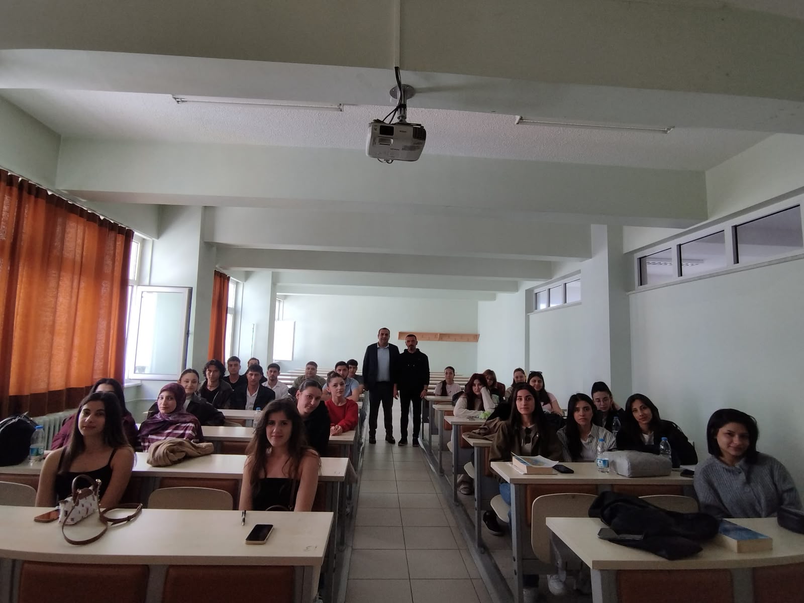 Coğrafya Bölümünde "Coğrafyacılar İçin Özel Sektör Fırsatları" Etkinliği Gerçekleştirildi 2
