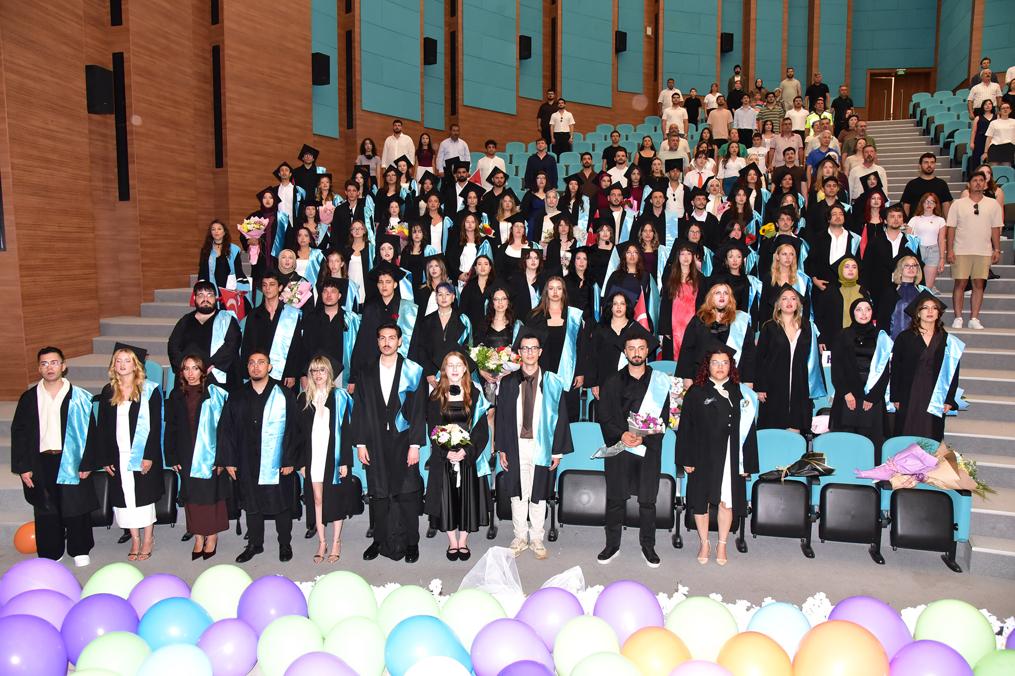 BAÜN Güzel Sanatlar Fakültesinde Mezuniyet Gururu 5