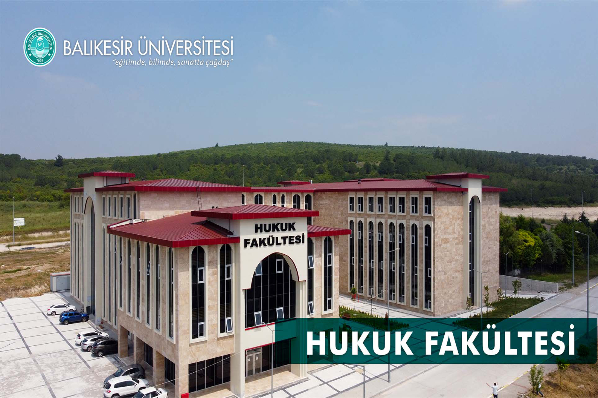 Hukuk Fakültesi Akademisyenlerinden Yurt Dışı Akademik Araştırma Başarısı