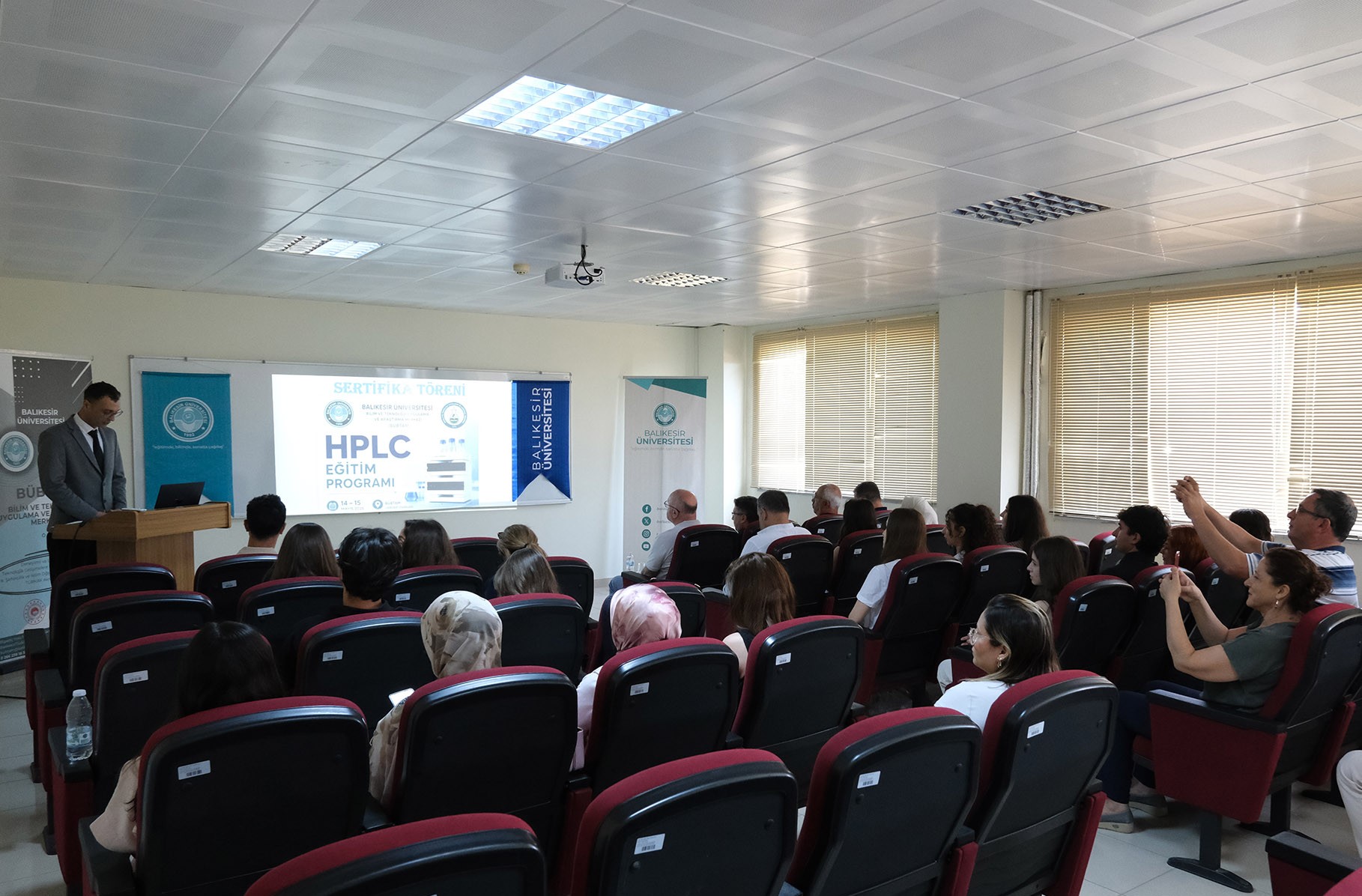 BAÜN Bilim ve Teknoloji Merkezi, HPLC Eğitimiyle Araştırmacıları İleri Analiz Teknikleriyle Buluşturdu 3