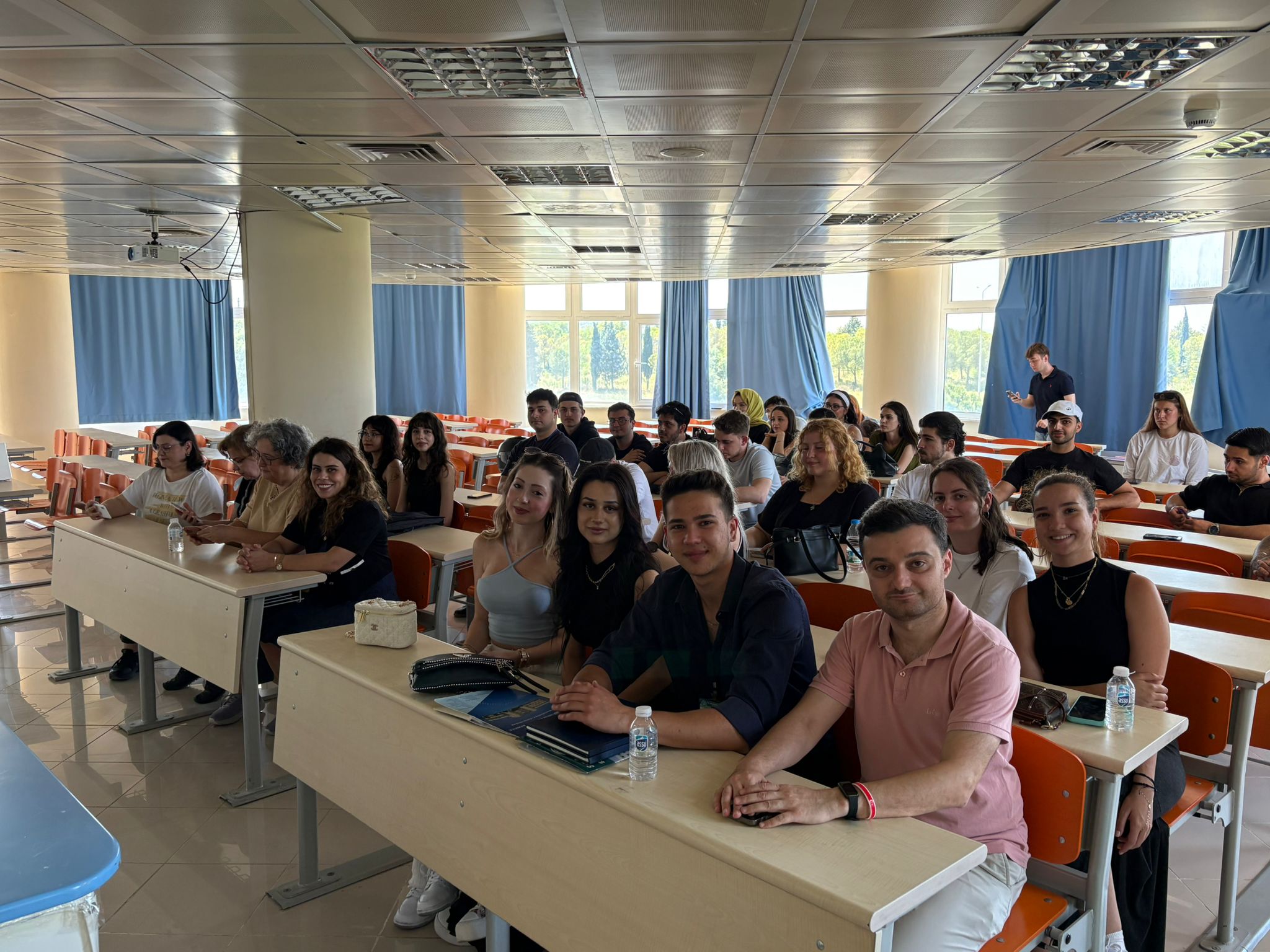 Marketing and Advertising Department Holds "Professional Sharing Days 2026" Event 4