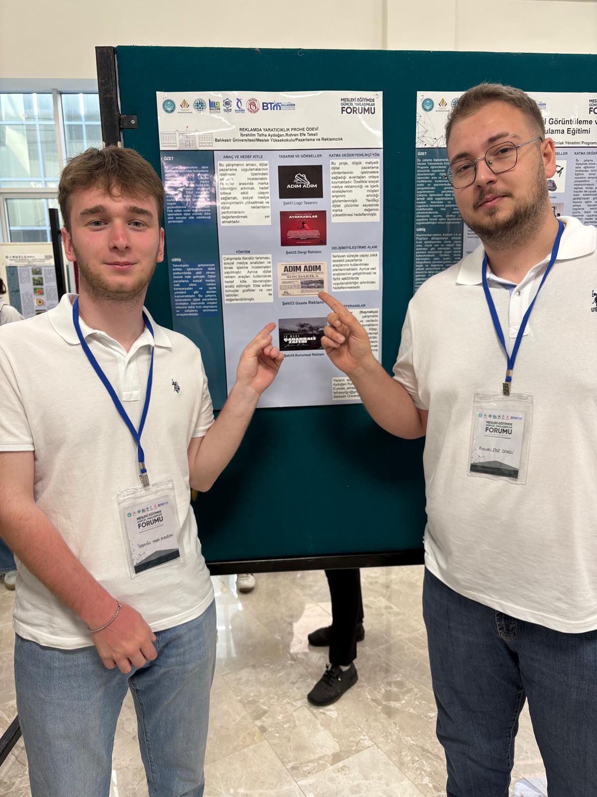 Marketing and Advertising Department Students Contribute to the Forum with Poster Presentations 4